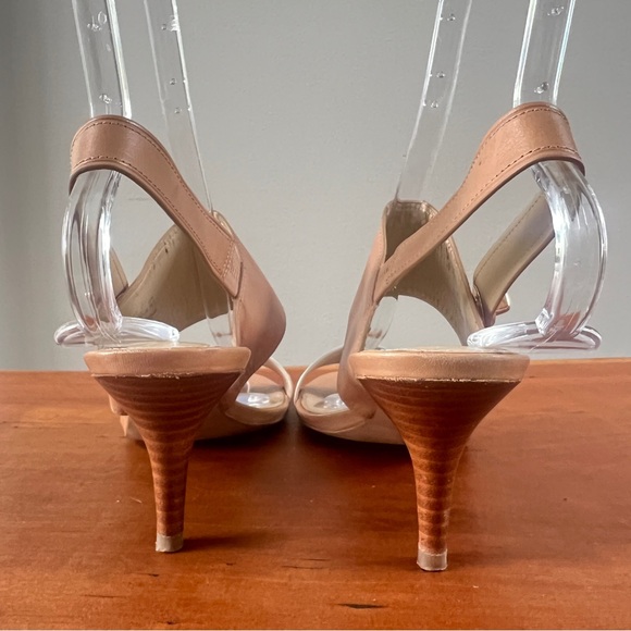 Coach turn key lock sandal heels white tan size 8.5 - Picture 3 of 7